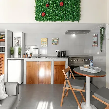 Casas Da Gralha * Turquel