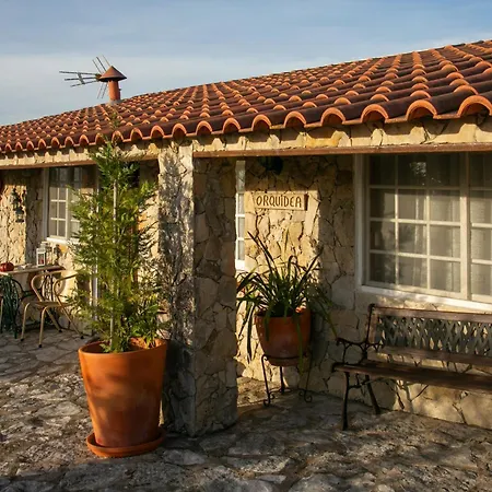 Casas Da Gralha * Turquel