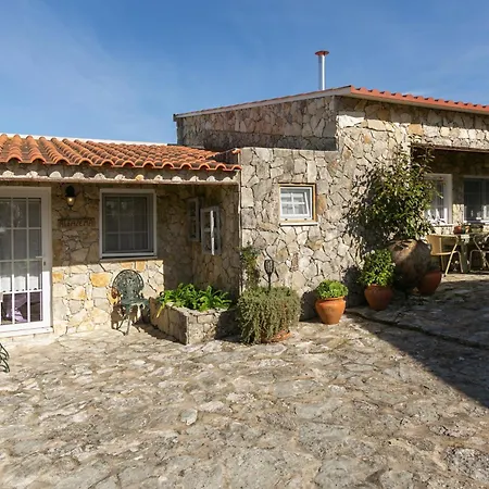 Casas Da Gralha * Turquel