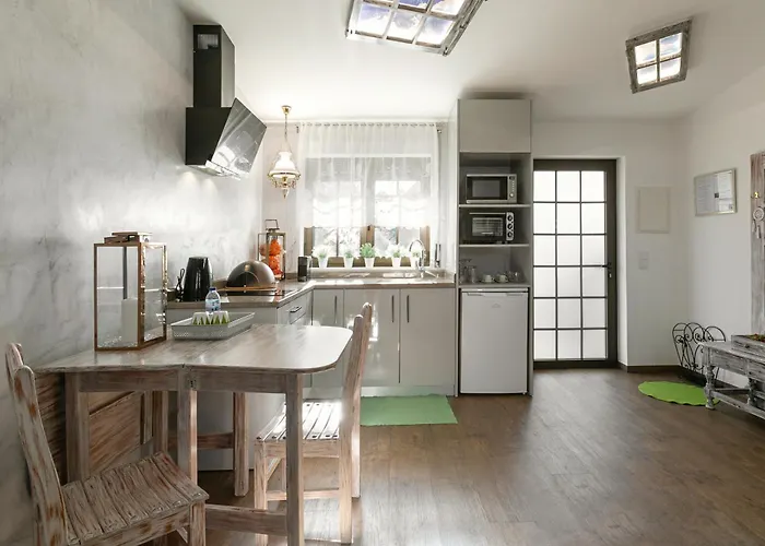 Casas Da Gralha Bed & Breakfast